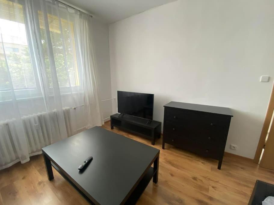 Ferienwohnung Apartman Ve Valticich Valtice Exterior foto